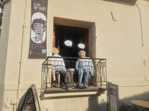 Xanthi – Step into the Marvellous House of Shadow